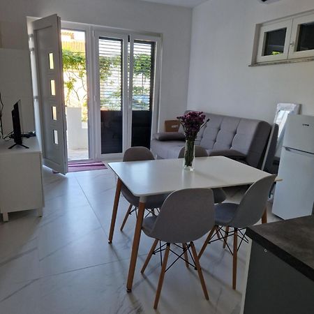 Apartman Bauer - Omis- Nemira Εξωτερικό φωτογραφία