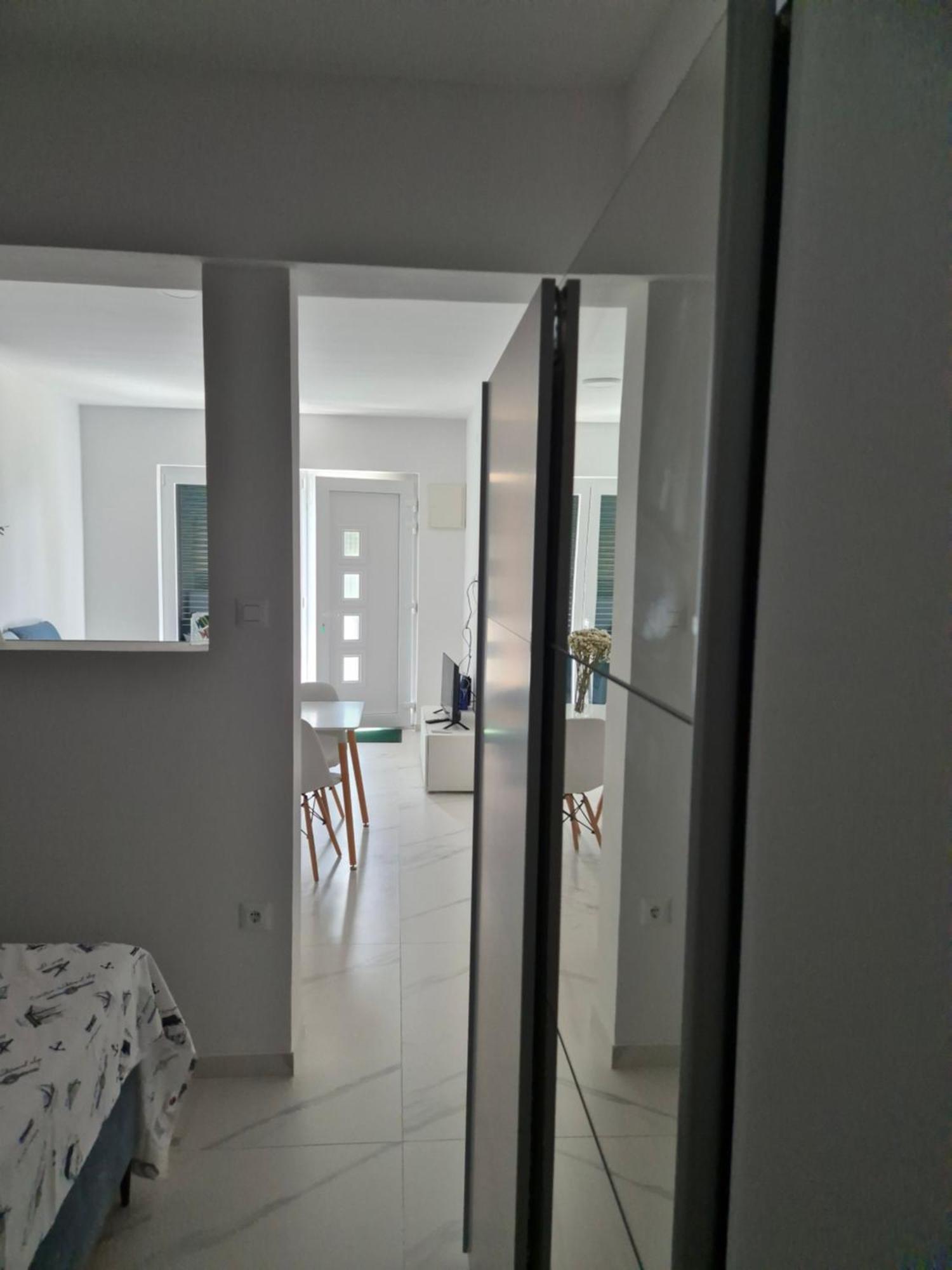 Apartman Bauer - Omis- Nemira Δωμάτιο φωτογραφία